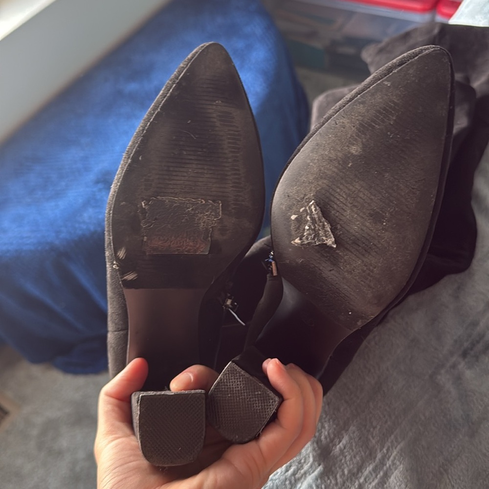 boots - Picture 3 of 3